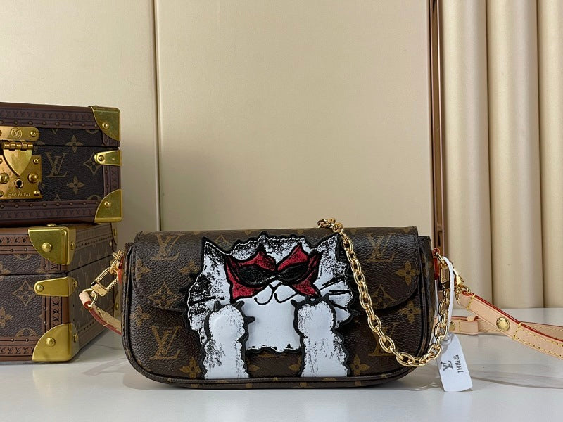 Dragons Bags ln Luxury Bag --62925