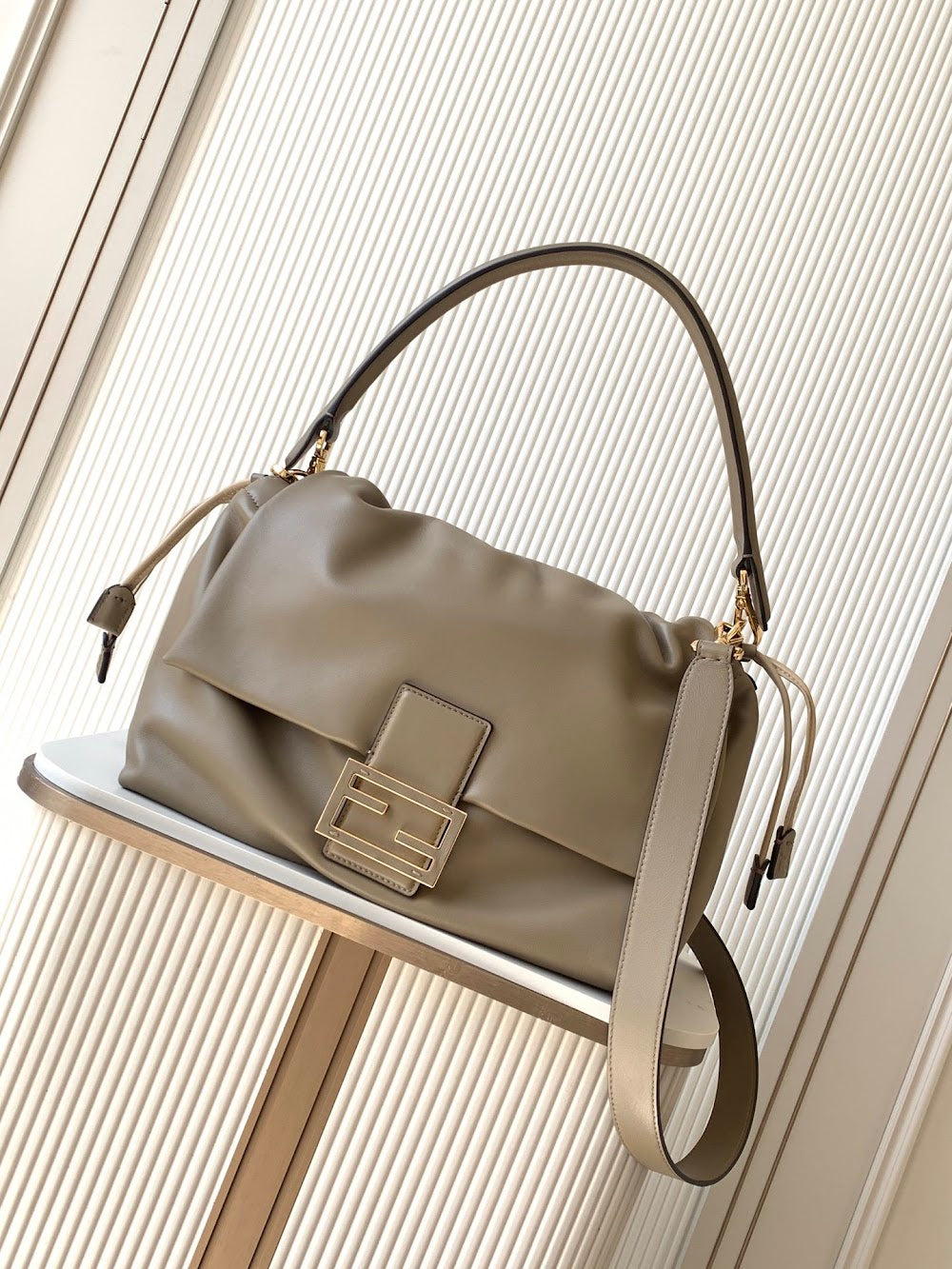 new-luxury-designer-bags-nm15035