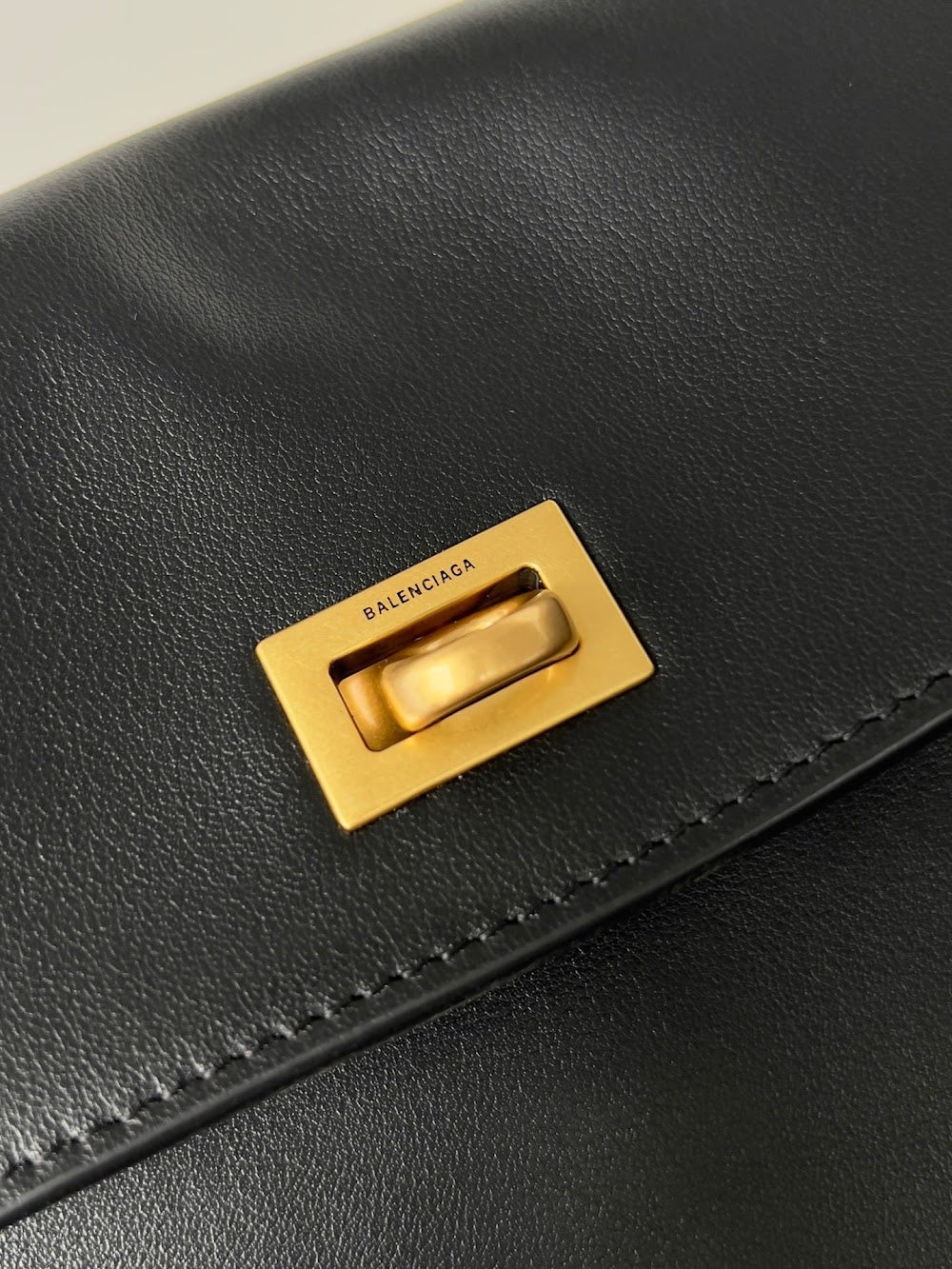 new-luxury-designer-bags-nm21685