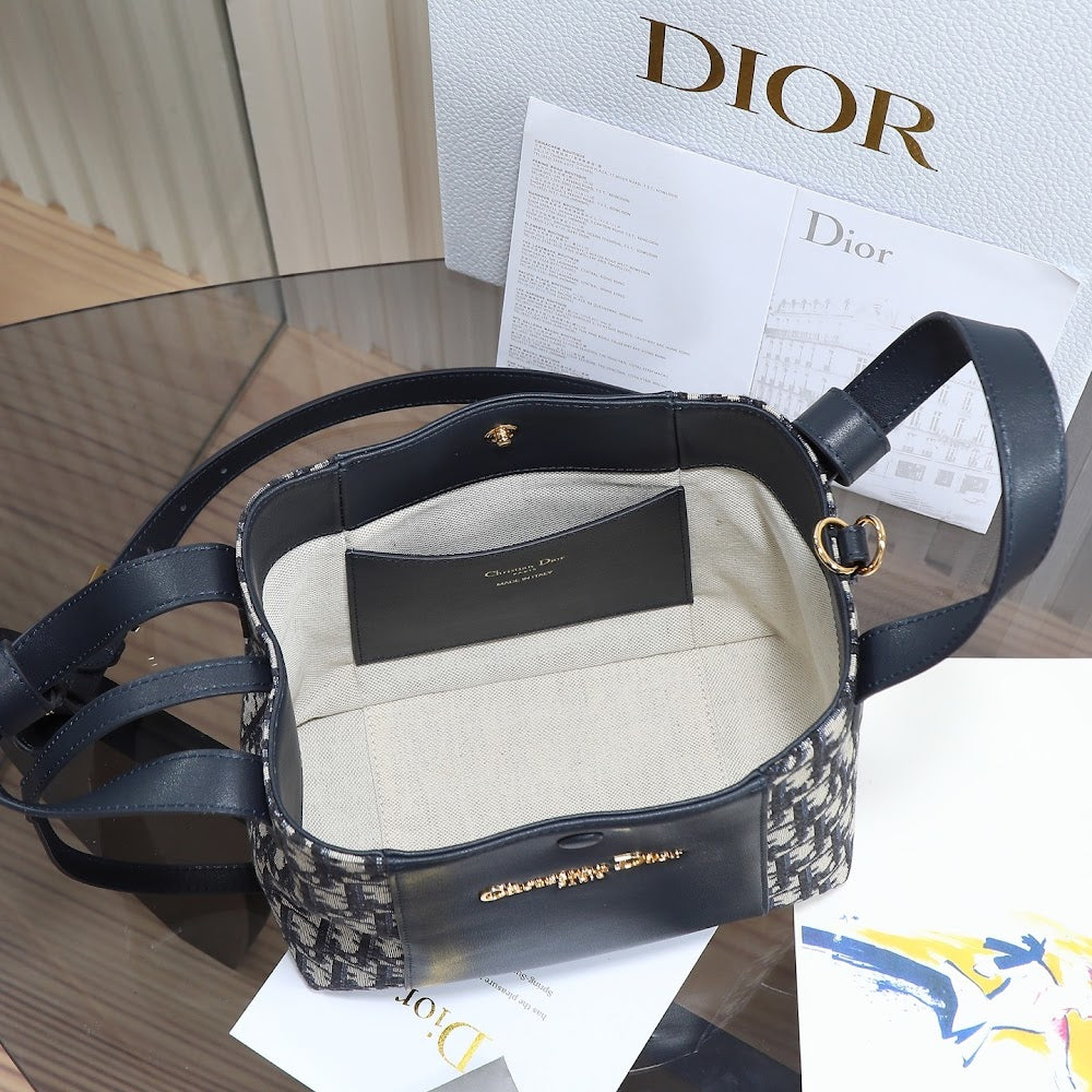 Dragons BagsDiorn Luxury Bag --115598