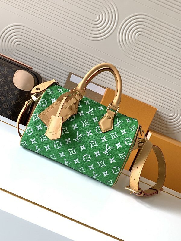 Dragons Bags ln Luxury Bag --81629