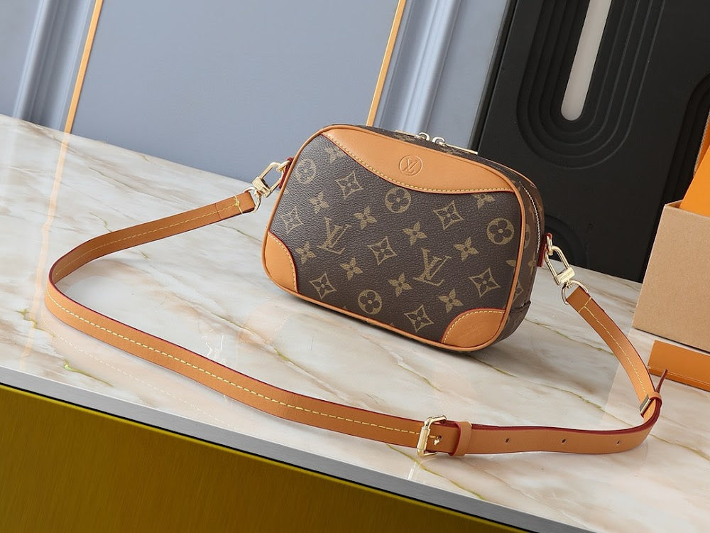 Dragons Bags ln Luxury Bag --81546