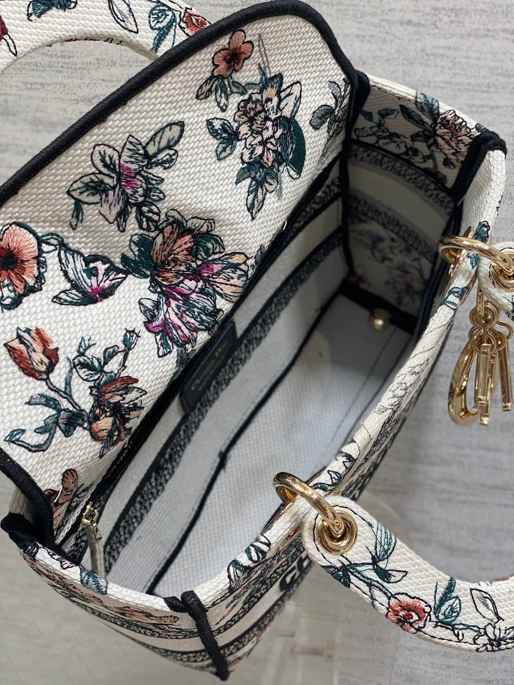 Dragons BagsDiorn Luxury Bag --115456
