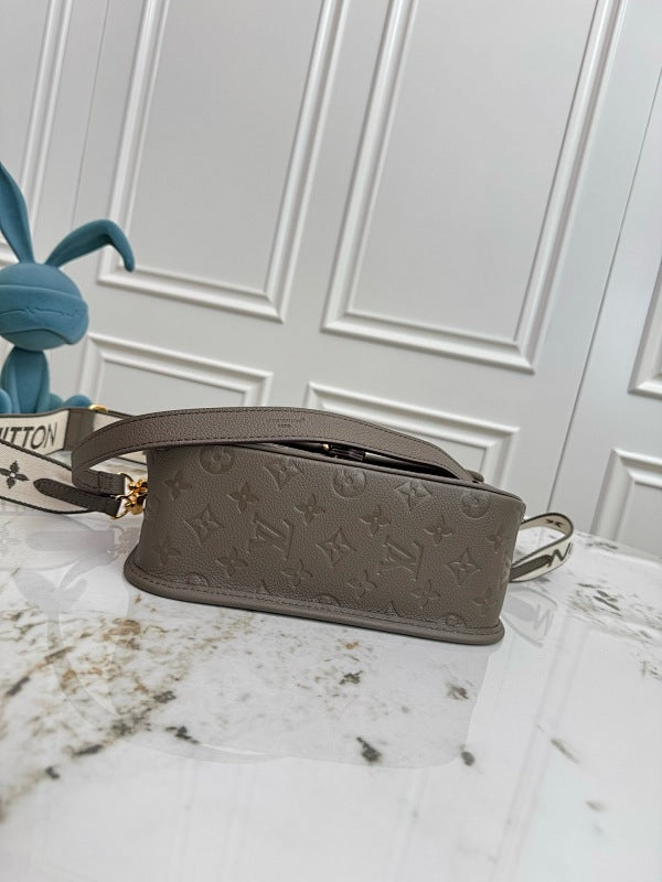 Dragons Bags LVn Luxury Bag --79420