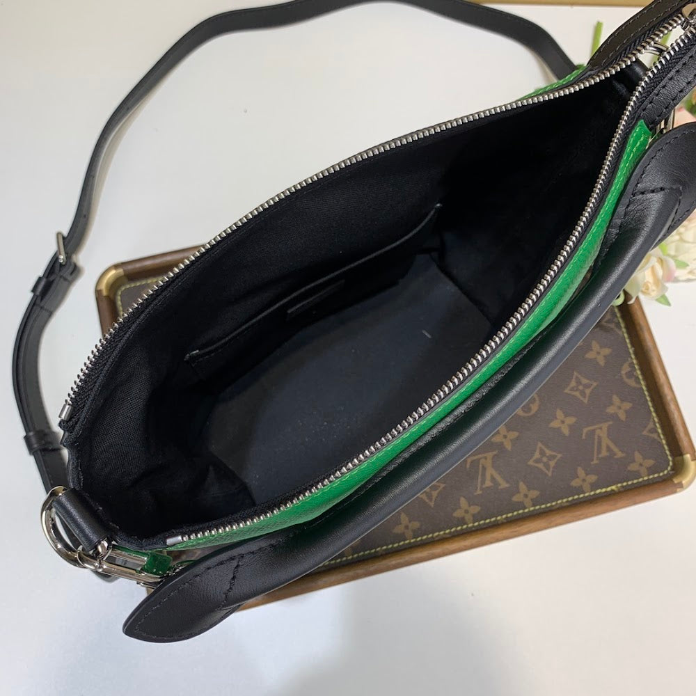 Dragons Bags ln Luxury Bag --66002