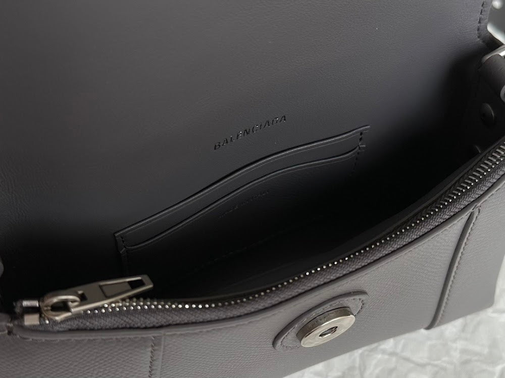 new-luxury-designer-bags-nm21543
