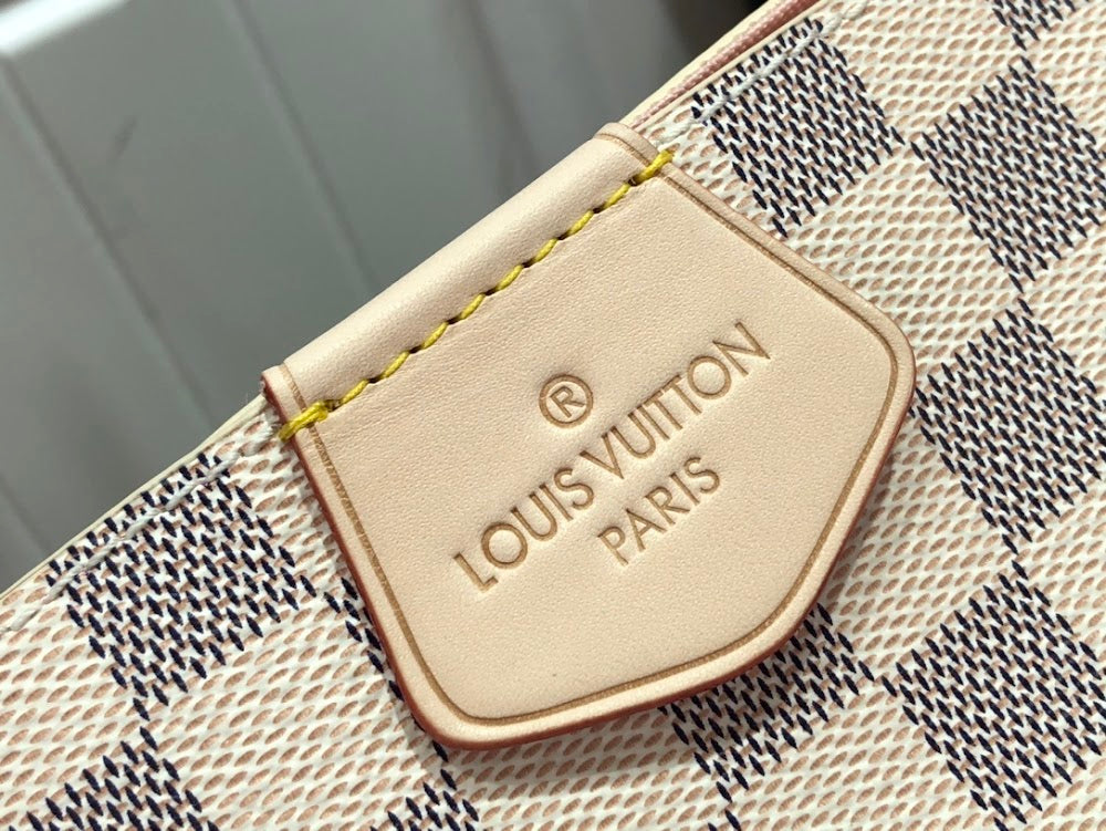 Dragons Bags ln Luxury Bag --97068