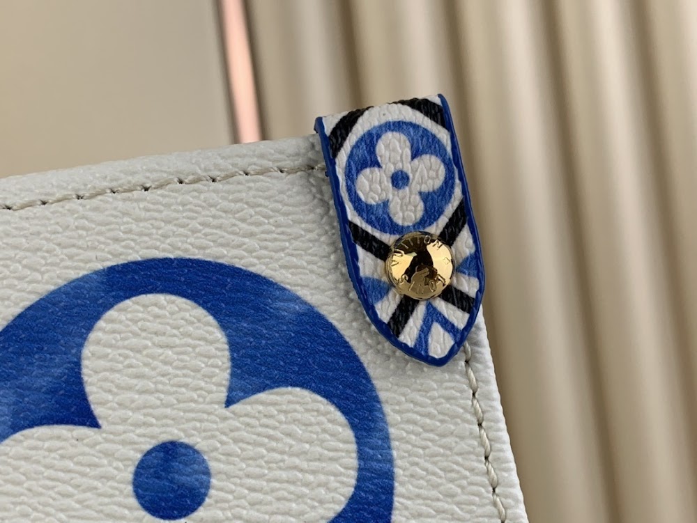 Dragons Bags ln Luxury Bag --68355