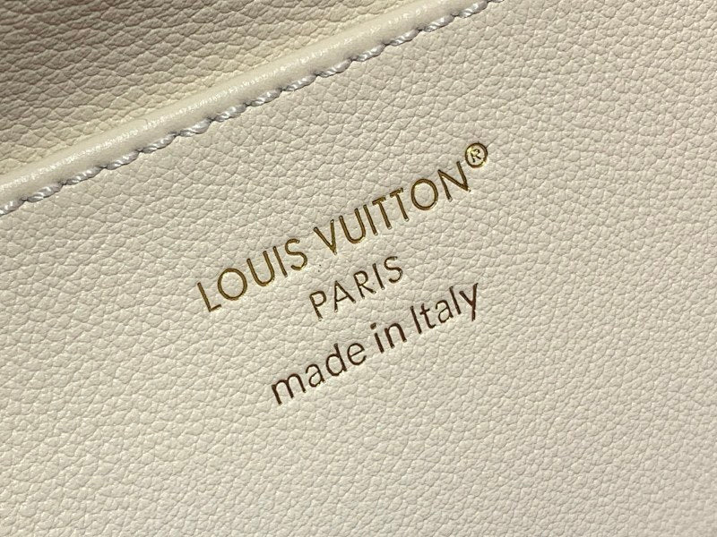 Dragons Bags ln Luxury Bag --63047