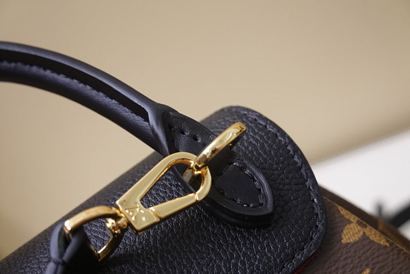 Dragons Bags ln Luxury Bag --60637