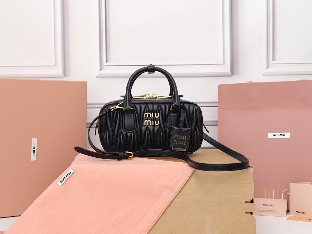Dragons Bags Miun Miun Luxury Bag --122503