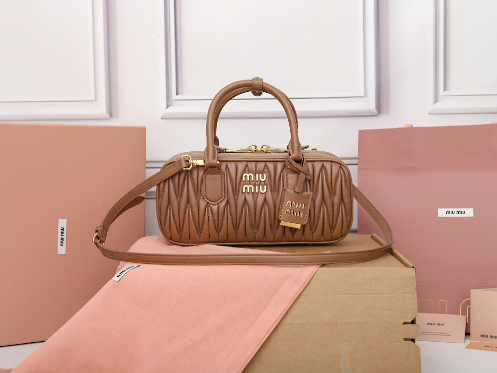 Dragons Bags Miun Miun Luxury Bag --122498