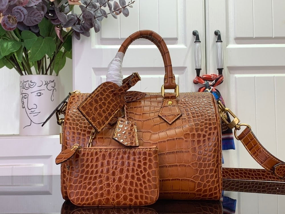 Dragons Bags ln Luxury Bag --97163