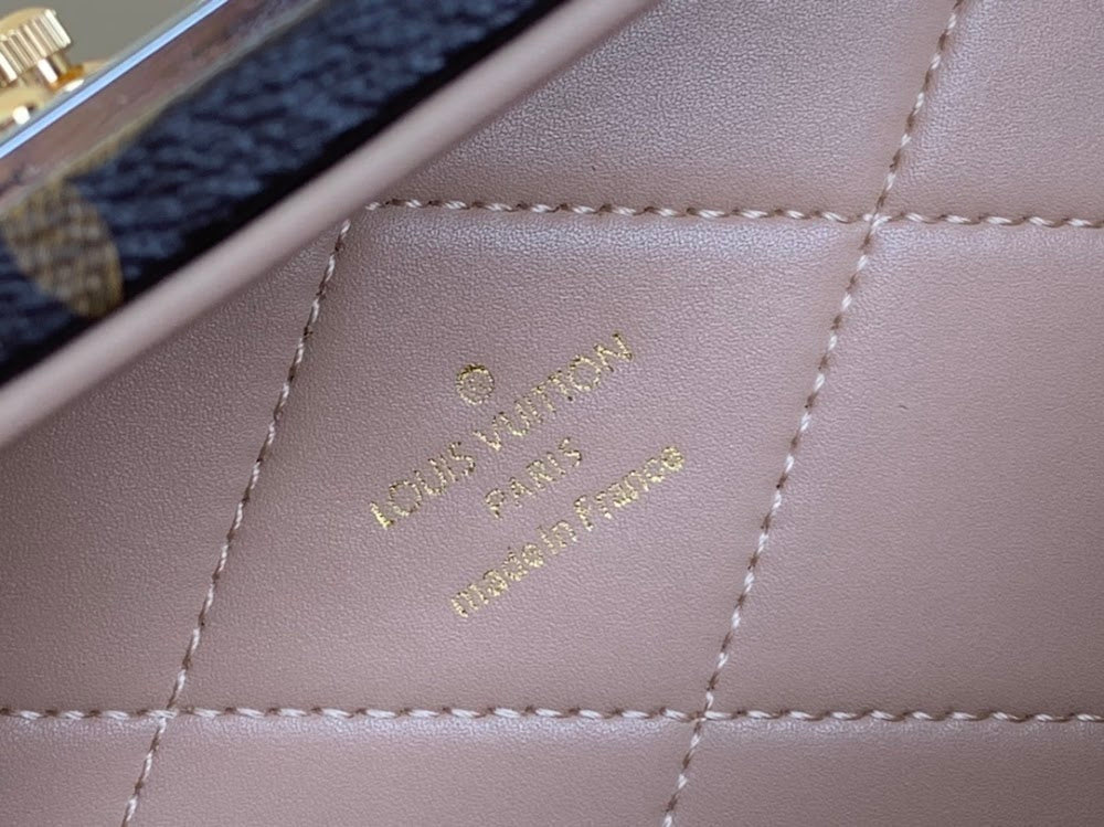Dragons Bags ln Luxury Bag --61227
