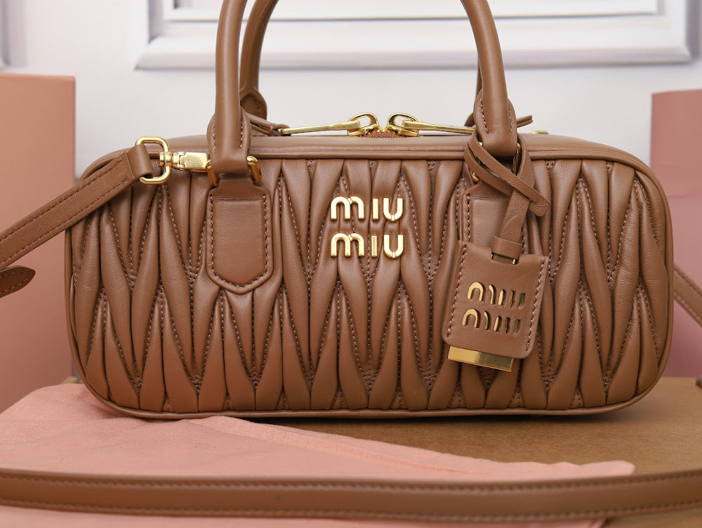 Dragons Bags Miun Miun Luxury Bag --122498