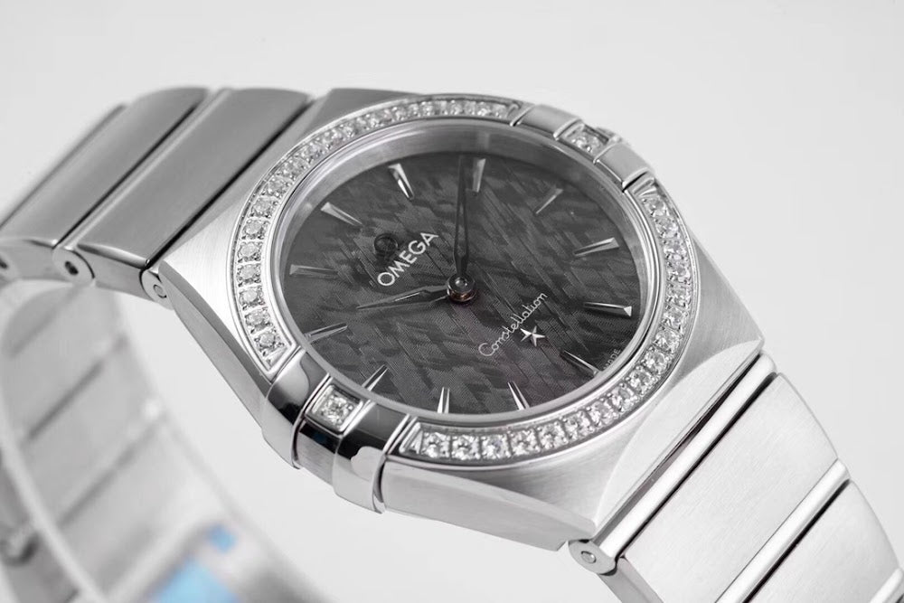 Dragons Bags Luxury Designer Watch --103437