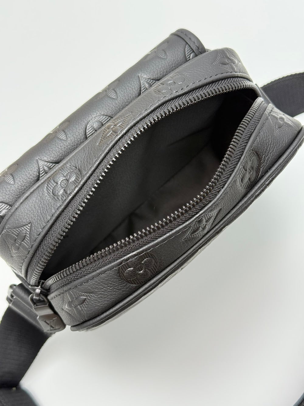 Dragons Bags ln Luxury Bag --71466
