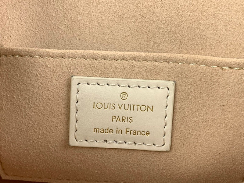 Dragons Bags ln Luxury Bag --61856