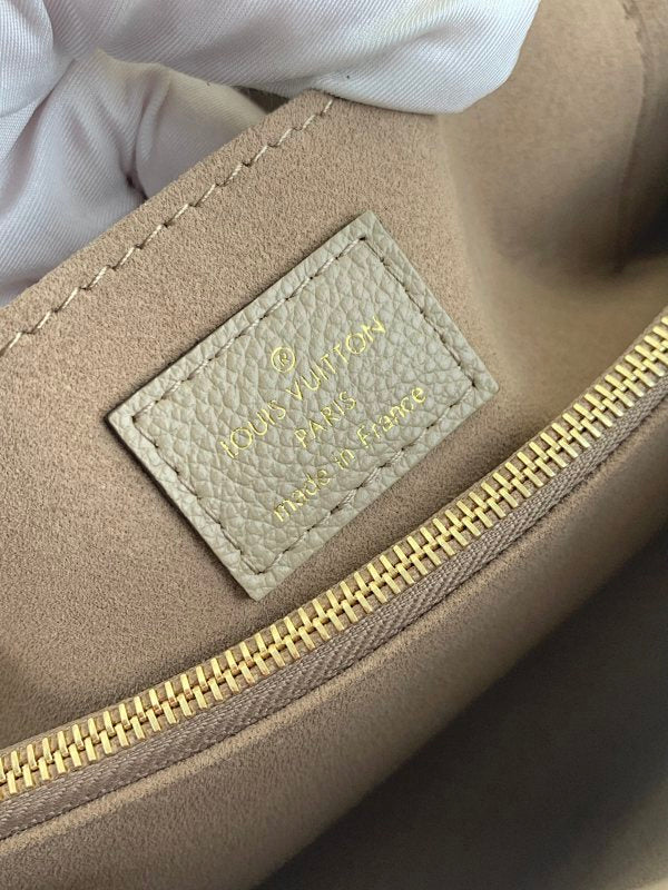 Dragons Bags ln Luxury Bag --67497
