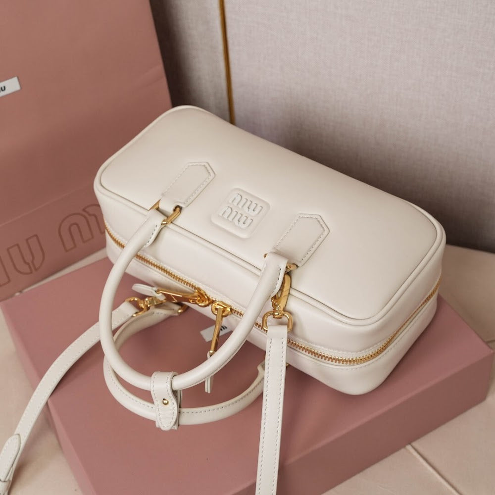 Dragons Bags Miun Miun Luxury Bag --123522
