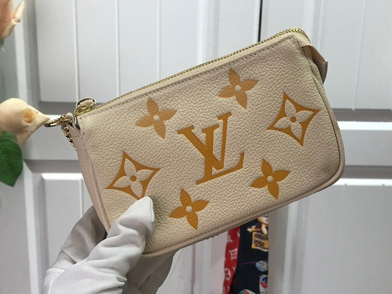 Dragons Bags ln Luxury Bag --59771