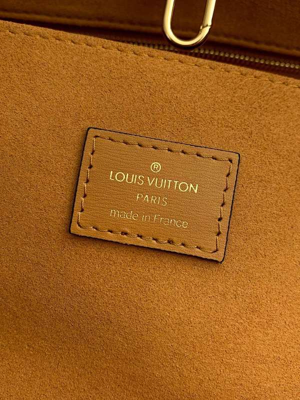 Dragons Bags ln Luxury Bag --60685