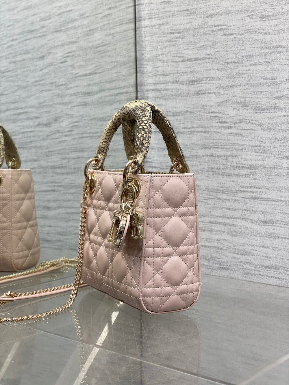 Dragons BagsDiorn Luxury Bag --115232