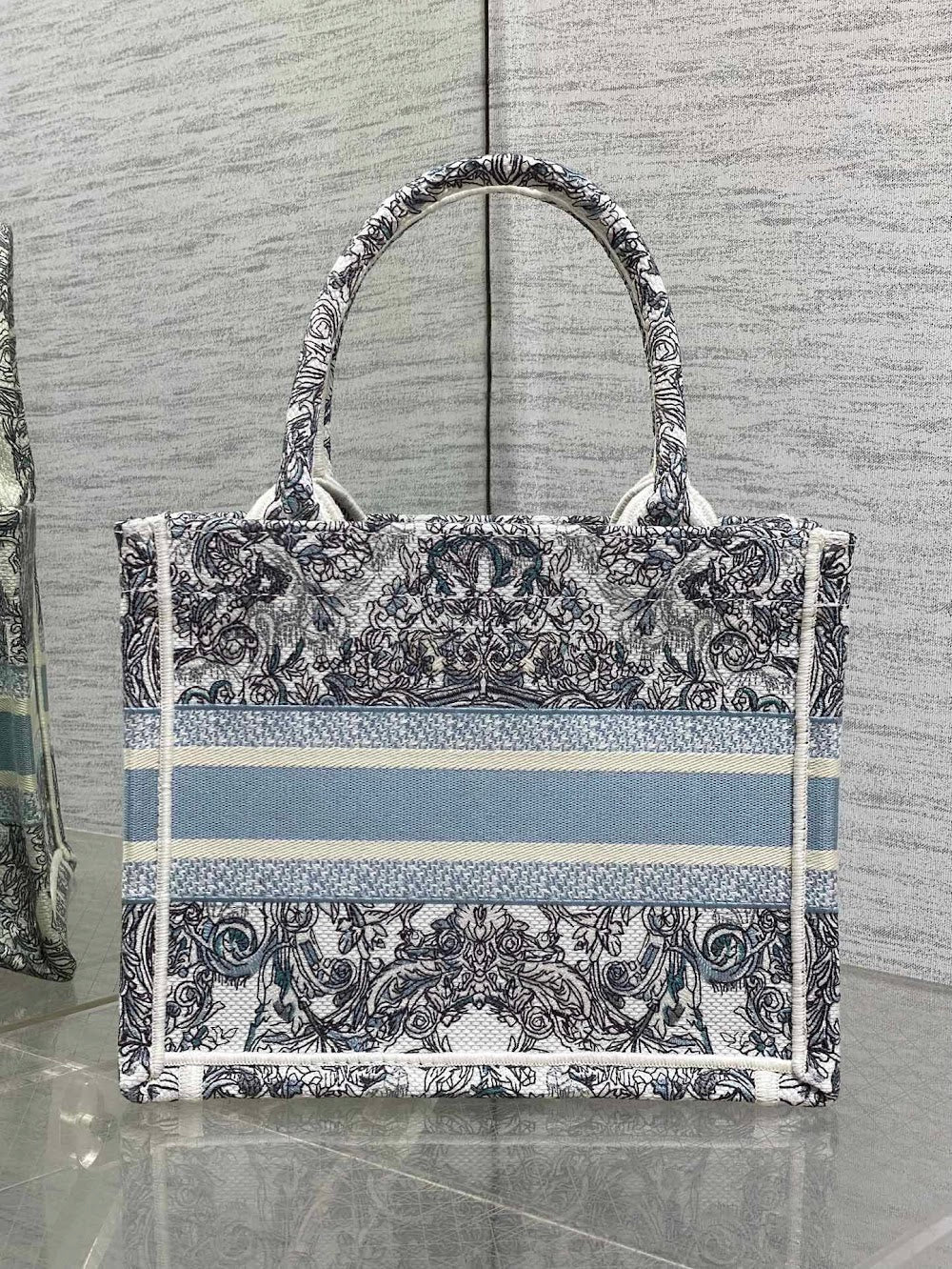 Dragons BagsDiorn Luxury Bag --115286
