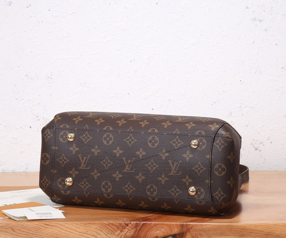 Dragons Bags ln Luxury Bag --97247
