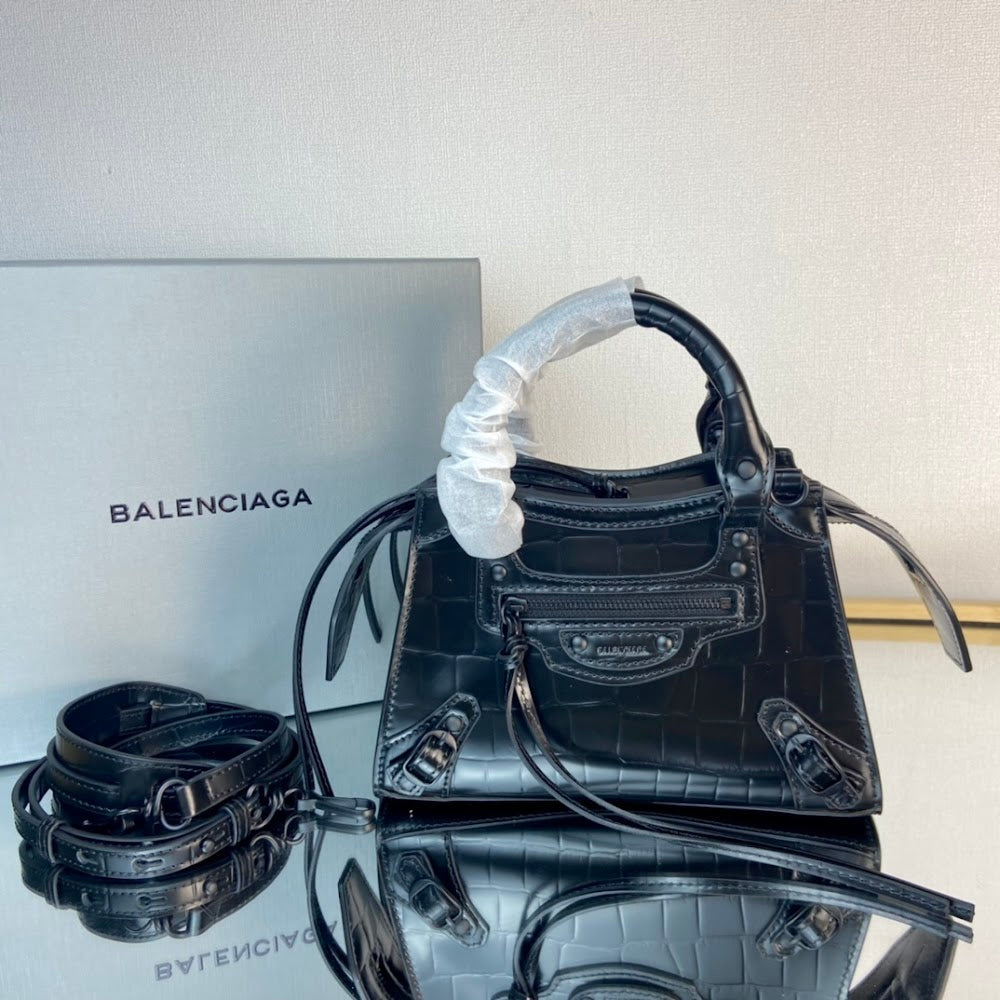new-luxury-designer-bags-nm11150
