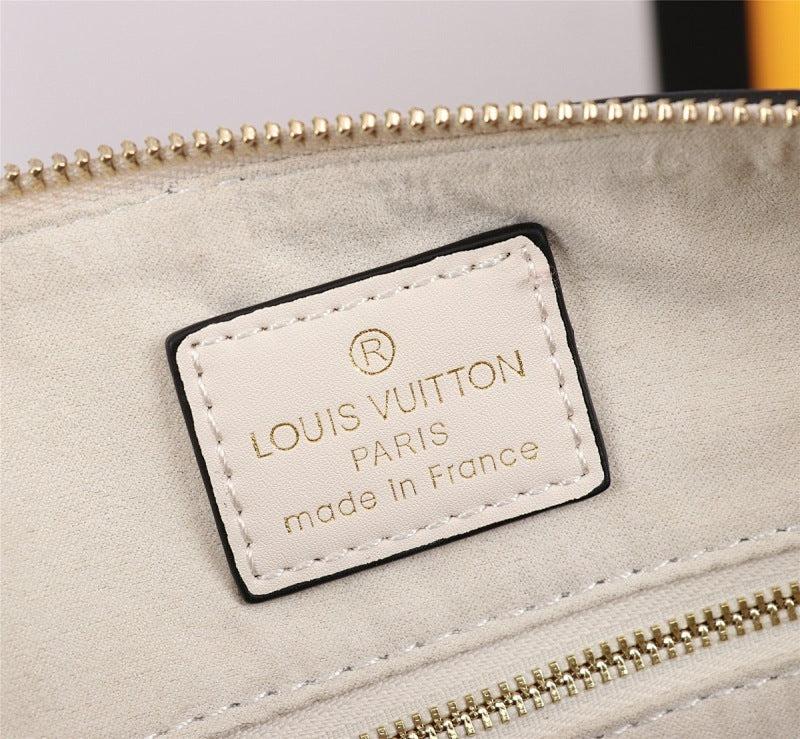 Dragons Bags ln Luxury Bag --78202