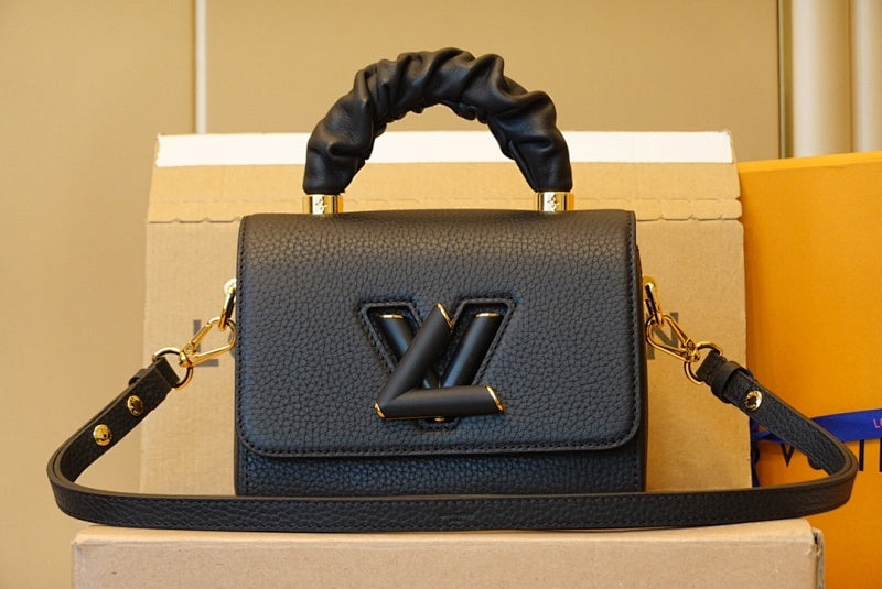 Dragons Bags ln Luxury Bag --66330