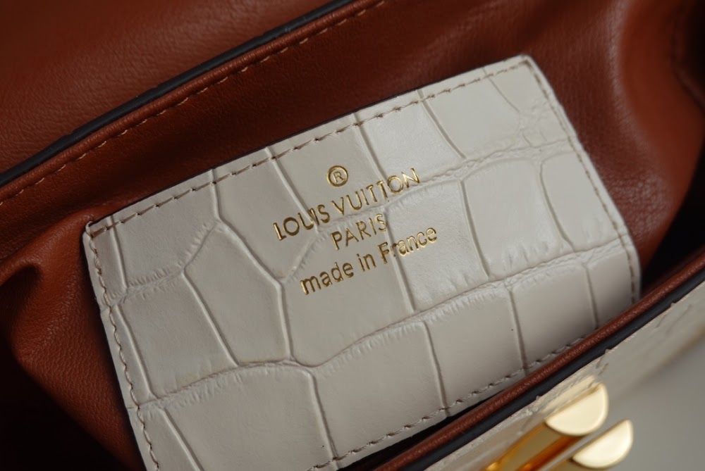 Dragons Bags ln Luxury Bag --61251