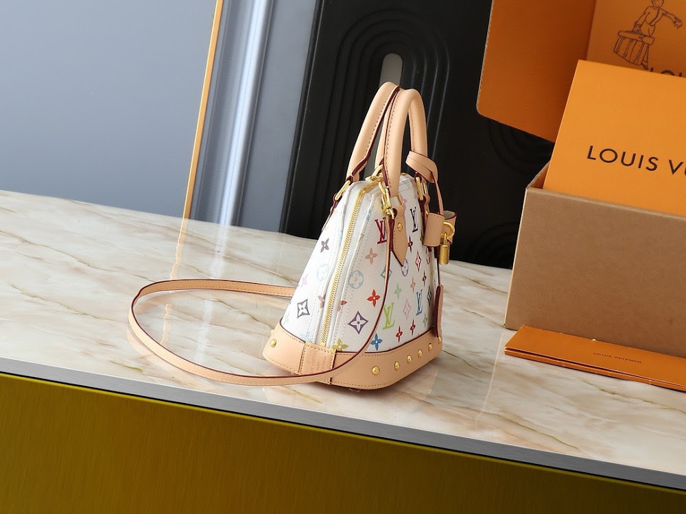 Dragons Bags ln Luxury Bag --81653