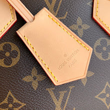 new-luxury-designer-bags-nm1650
