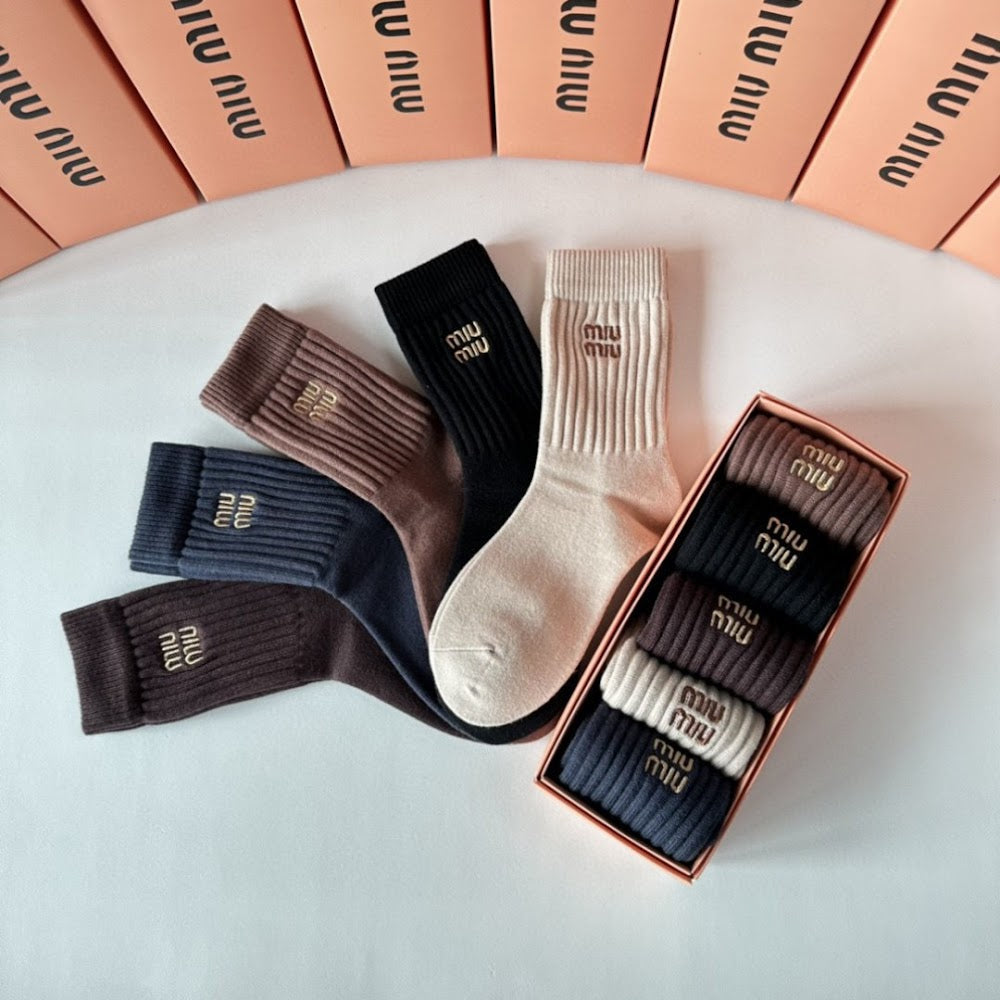 Dragons Bags Premium Luxury Socks --97925