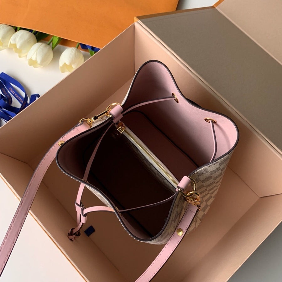 Dragons Bags ln Luxury Bag --96811