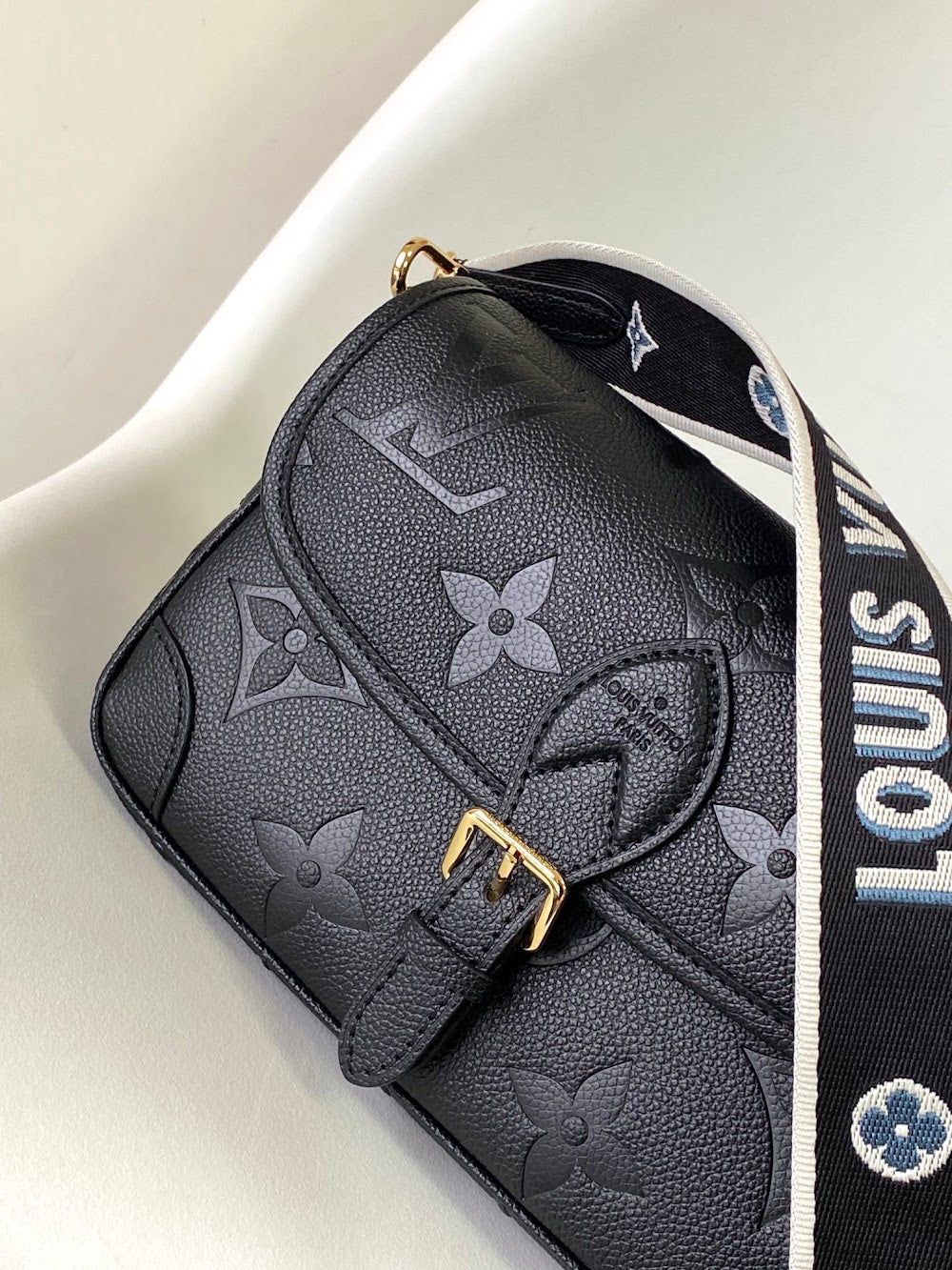 Dragons Bags LVn Luxury Bag --80290