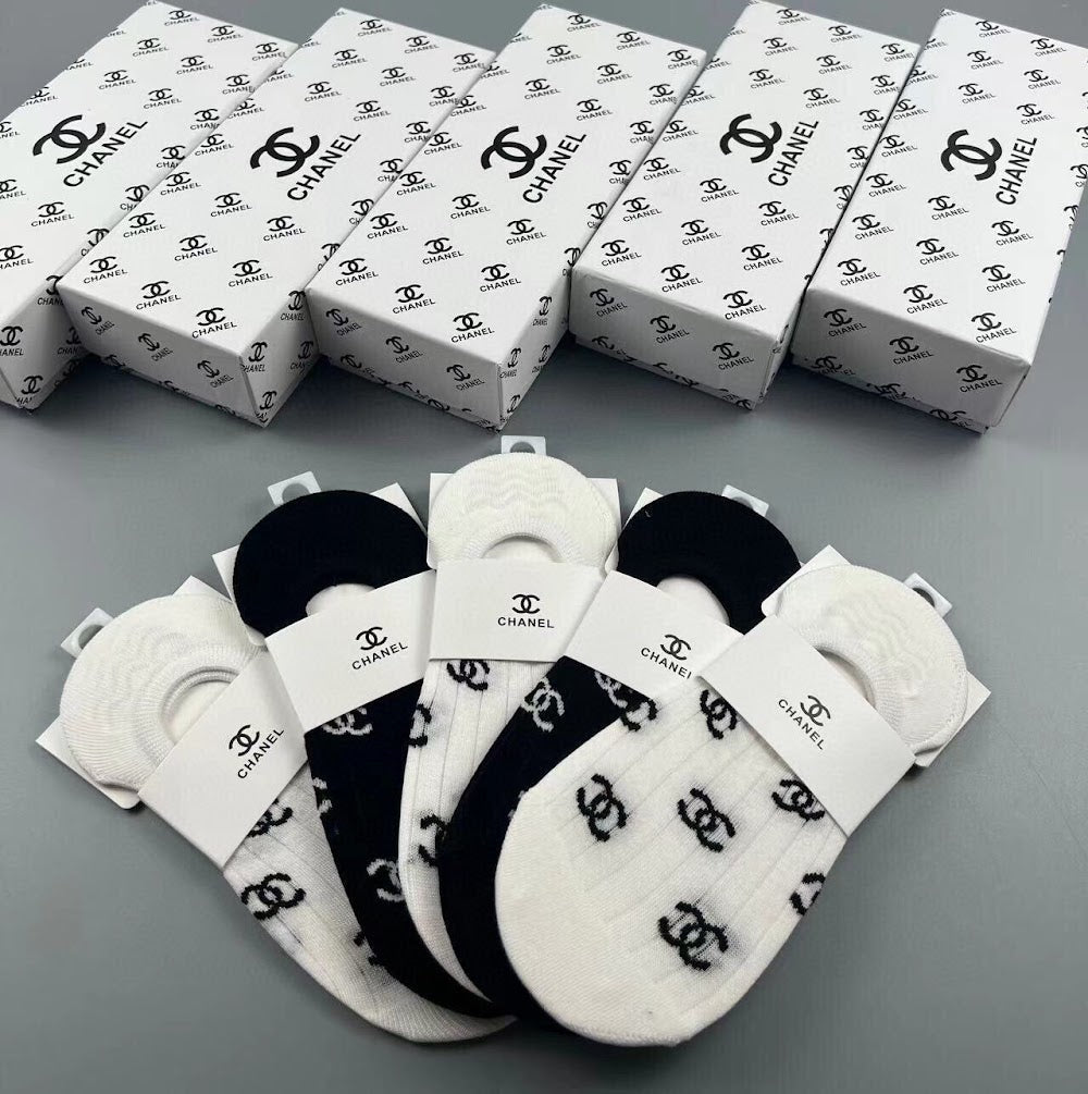 Dragons Bags Premium Luxury Socks --98324