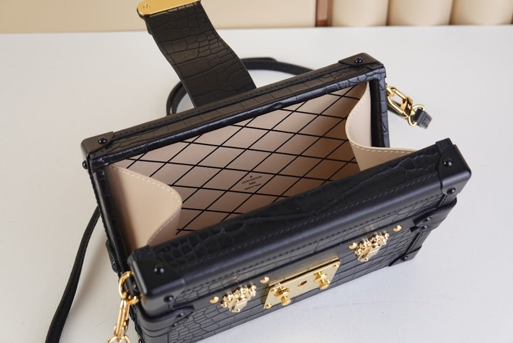 Dragons Bags ln Luxury Bag --58923