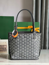 new-luxury-designer-bags-nm8168