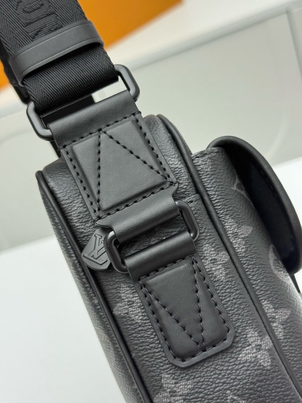 Dragons Bags ln Luxury Bag --71516