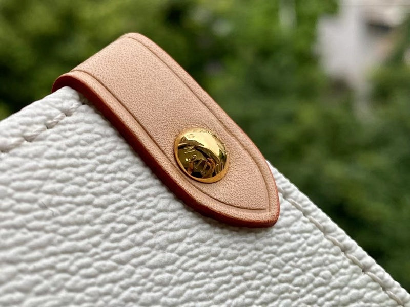 Dragons Bags ln Luxury Bag --66116