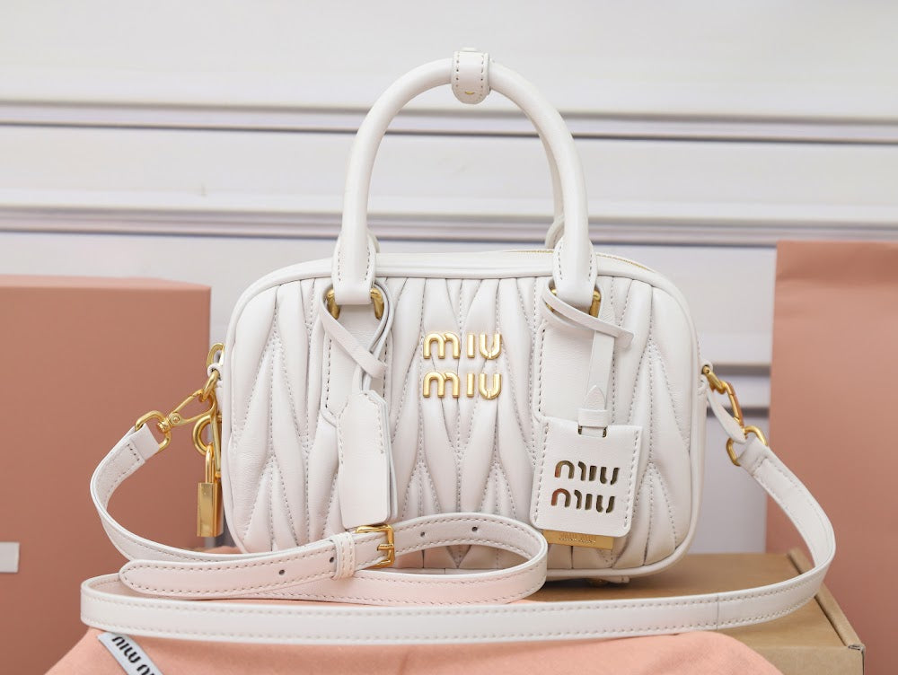 Dragons Bags Miun Miun Luxury Bag --122753