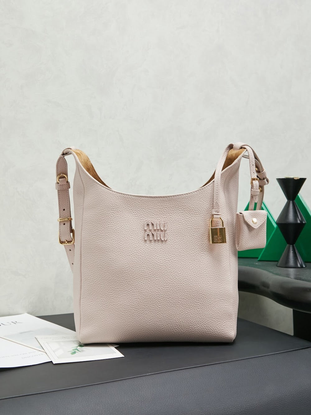 Dragons Bags Miun Miun Luxury Bag --123183