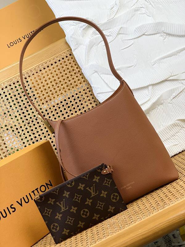 Dragons Bags ln Luxury Bag --62400