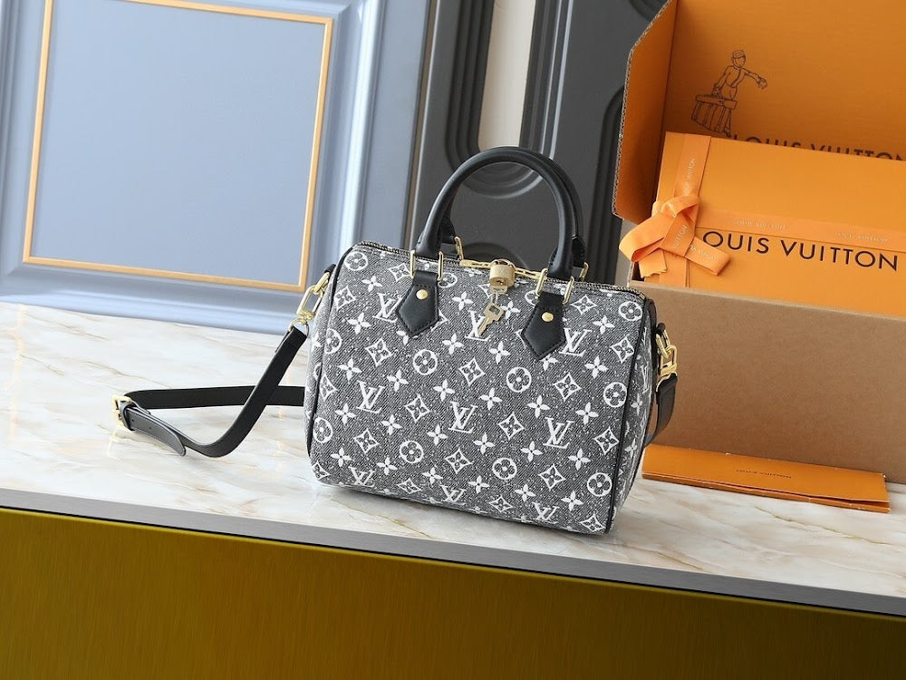 Dragons Bags ln Luxury Bag --76729