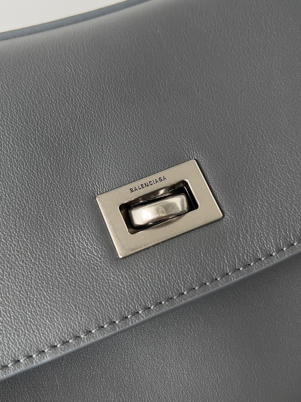 Dragons Bags Balenciaga Luxury Bag --110680