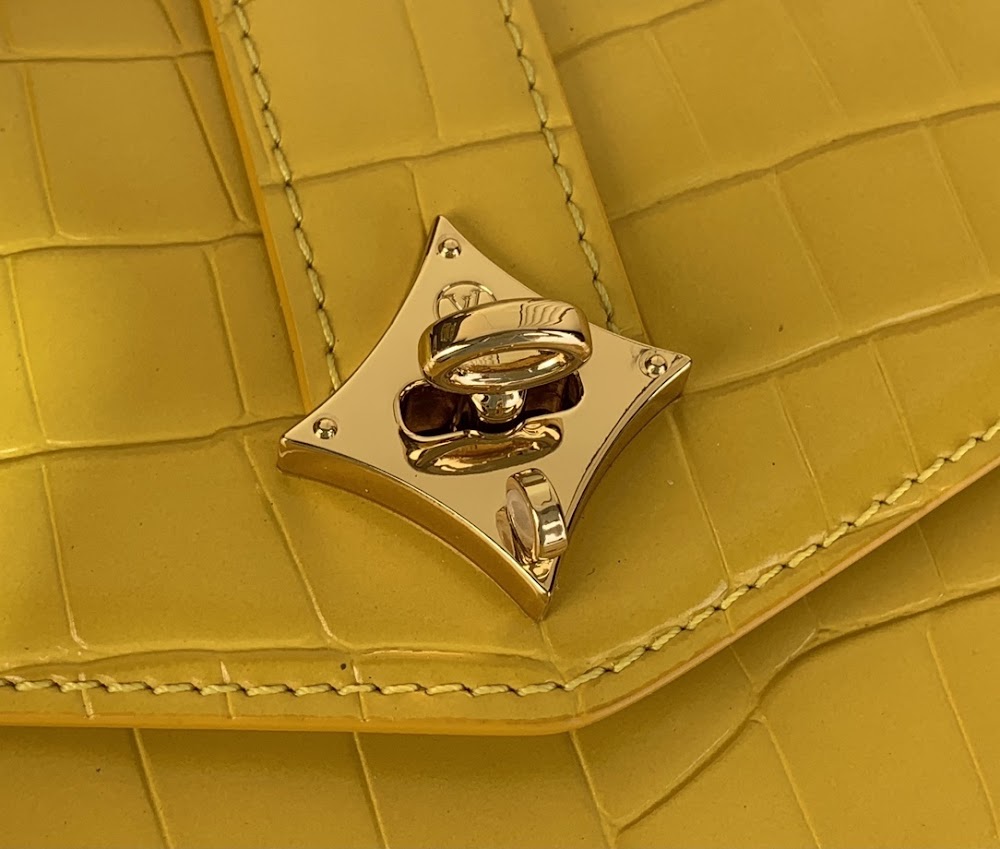 Dragons Bags ln Luxury Bag --62651