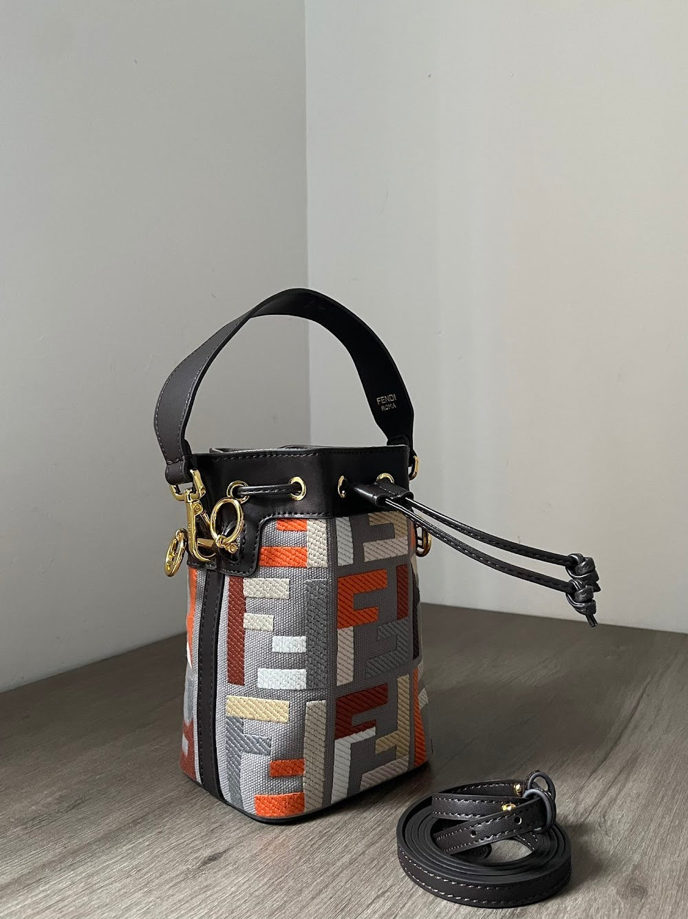 new-designer-premium-bags-nm15649